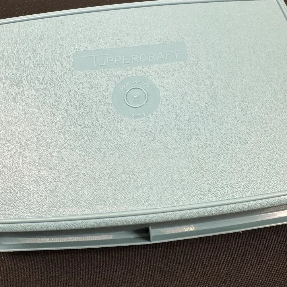 Tupperware Tuppercraft #767 Stow N Go Organizer Blue‎ W/ Lid U.S.A